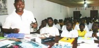biblioteca_guinea_ecuatorial_junio_2012
